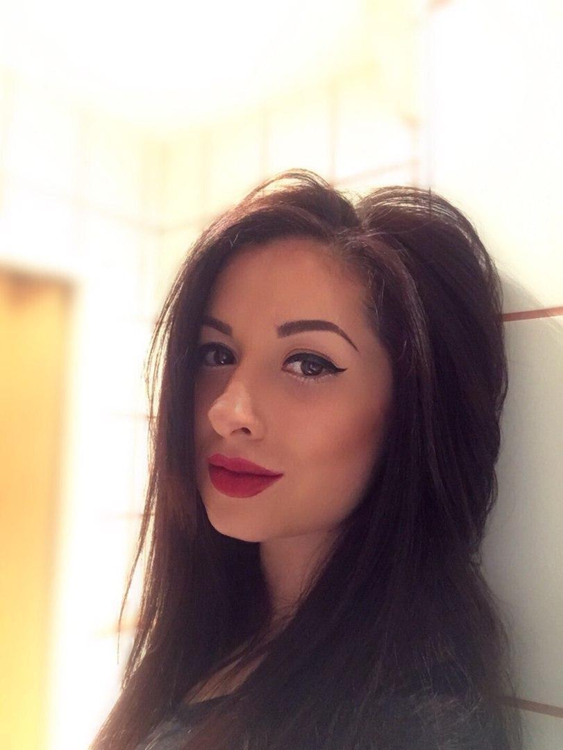 Cam Girls Video & Chat